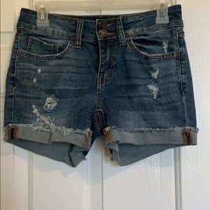 SO Two Button Midi Shorts